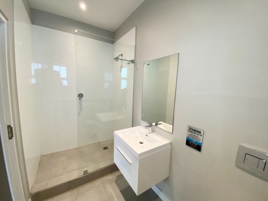 1 Bedroom Property for Sale in Paardevlei Western Cape